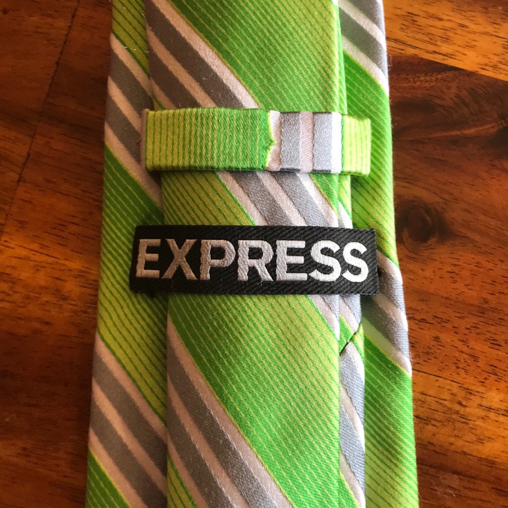 Express Tie - Picture 3 of 4